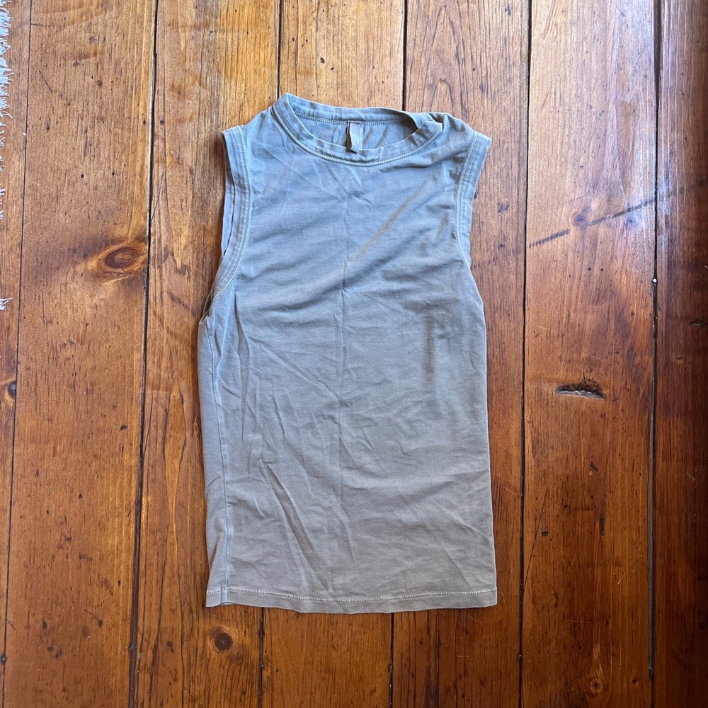 Skims Outdoor Crew Neck Tank in Desert - XS